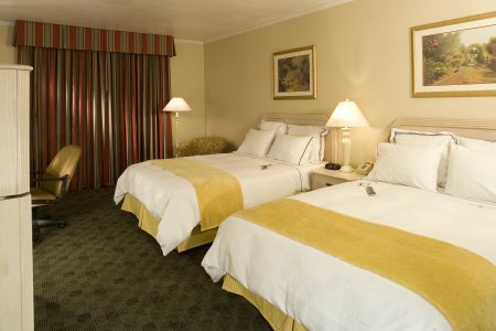 Radisson Woodlands Hotel 03.[1]